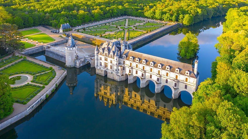 Château Chenonceau sitting above river in the Loire Valley France